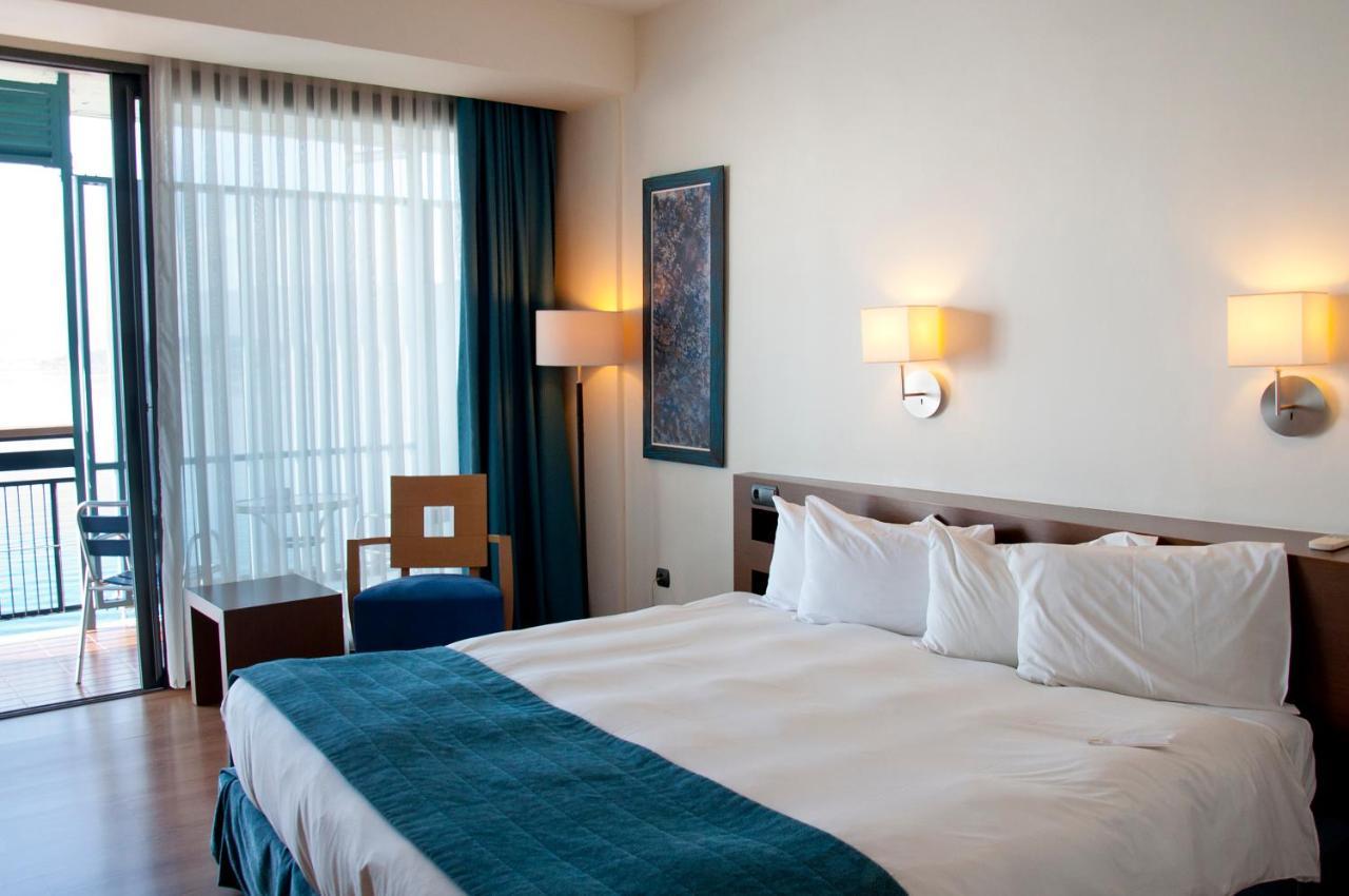 Domotel Xenia מלון וולוס