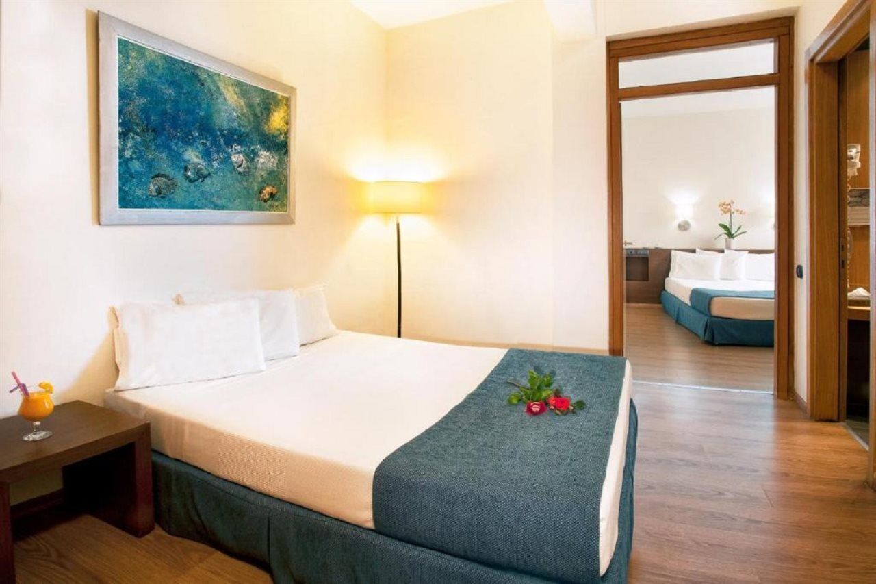 Xenia Volou Domotel 5*